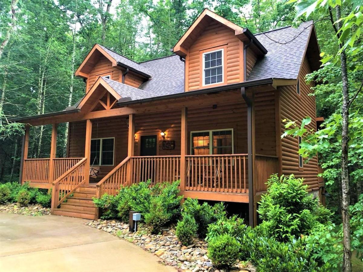 Hidden Cove * Sevierville