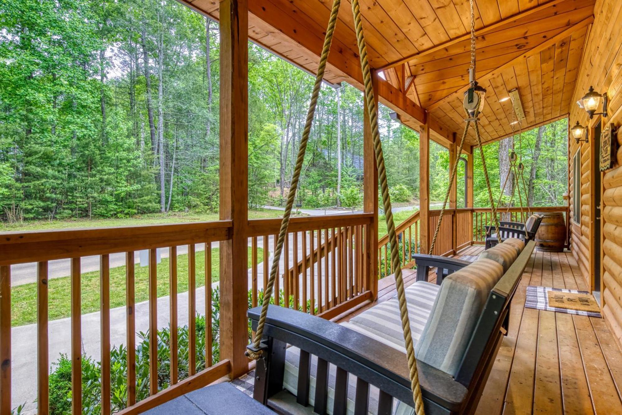Hidden Cove * Sevierville