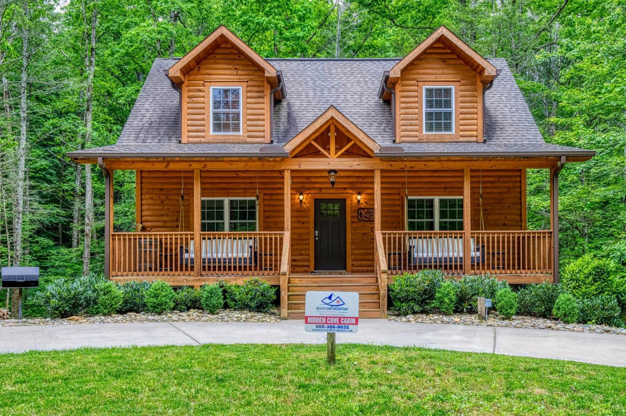 Hidden Cove * Sevierville